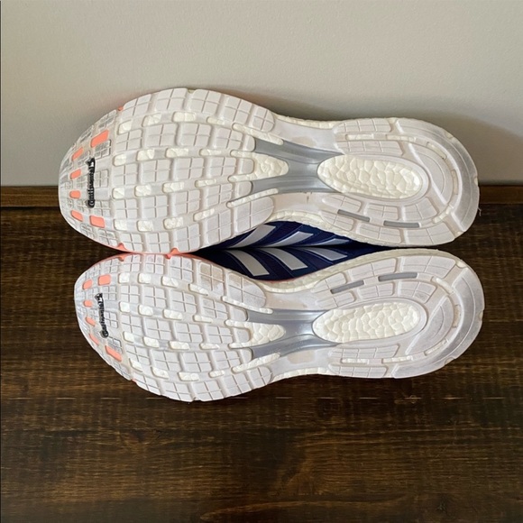 Adidas adizero Boston running shoes - Picture 5 of 6
